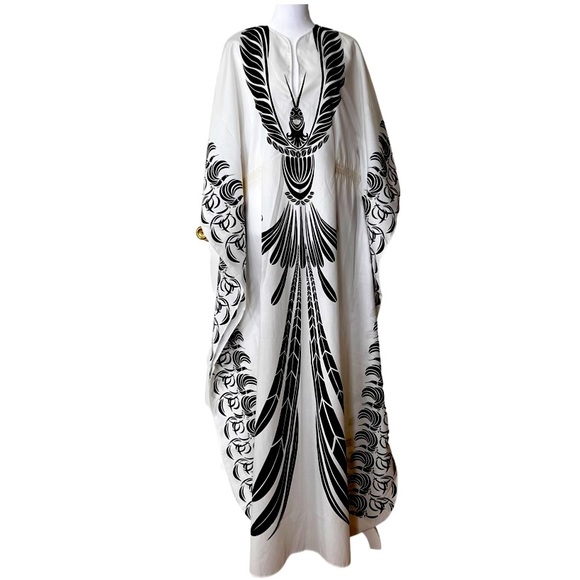 Sun Island Dresses & Skirts - Stunning Vintage Sun Island Kaftan Dress!